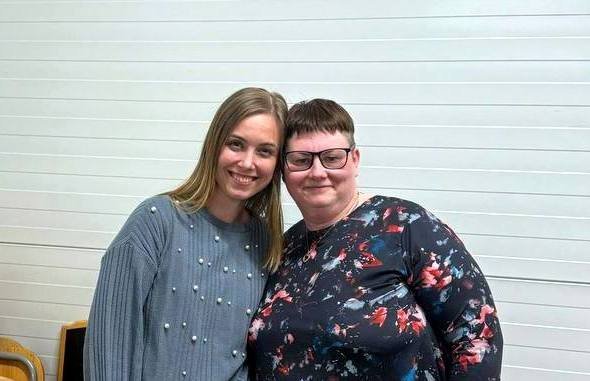 Saga Sjöfn, nýr formaður LS og SIgurlaug Dóra, fráfarandi formaður. Mynd: Kristín Björg.